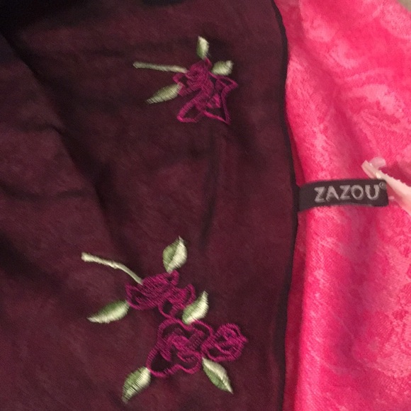 Scarf - Picture 3 of 4